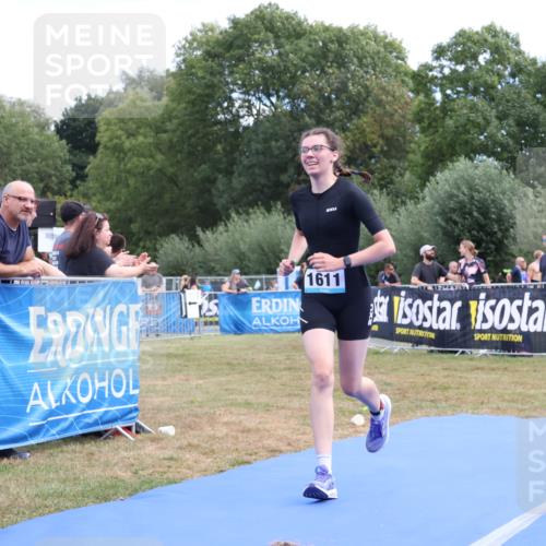 31.08.2025 - Elbe Triathlon Hamburg Strokosch-Dieckow http://msf.ph/oto/8656800 31.08.2025 12:09:50 Ziel 1357, 1611 meine-sportfotos.de
