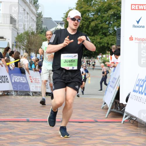 31.08.2025 - 21. Blankeneser Heldenlauf Strokosch-Dieckow http://msf.ph/oto/8656813 31.08.2025 10:56:37 Ziel 3378, 3399, 3704, 3394 meine-sportfotos.de