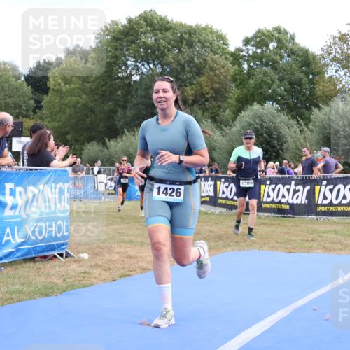 31.08.2025 - Elbe Triathlon Hamburg Strokosch-Dieckow http://msf.ph/oto/8656815 31.08.2025 12:10:20 Ziel 1309, 1385, 1426, 1581 meine-sportfotos.de
