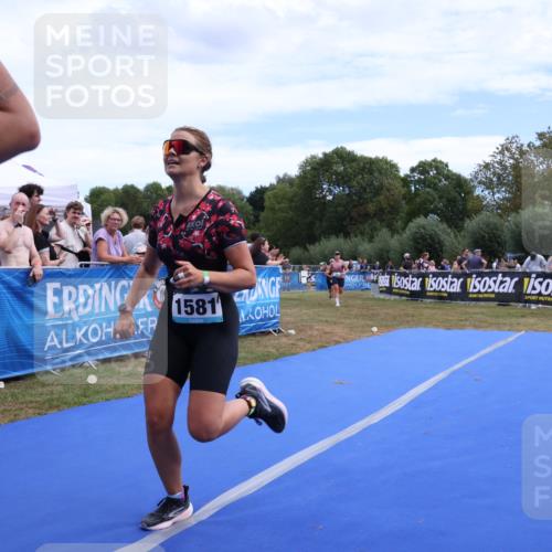 31.08.2025 - Elbe Triathlon Hamburg Strokosch-Dieckow http://msf.ph/oto/8656833 31.08.2025 12:10:27 Ziel 1309, 1385, 1490, 1531, 1581 meine-sportfotos.de