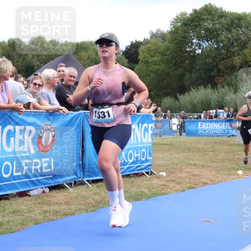 31.08.2025 - Elbe Triathlon Hamburg Strokosch-Dieckow http://msf.ph/oto/8656837 31.08.2025 12:10:31 Ziel 1490, 1531, 1581 meine-sportfotos.de