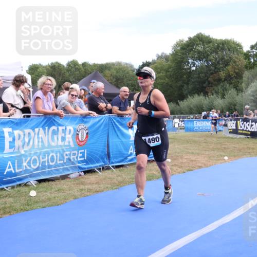 31.08.2025 - Elbe Triathlon Hamburg Strokosch-Dieckow http://msf.ph/oto/8656845 31.08.2025 12:10:34 Ziel 1490, 1531 meine-sportfotos.de