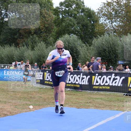 31.08.2025 - Elbe Triathlon Hamburg Strokosch-Dieckow http://msf.ph/oto/8656850 31.08.2025 12:10:43 Ziel 928, 1458 meine-sportfotos.de