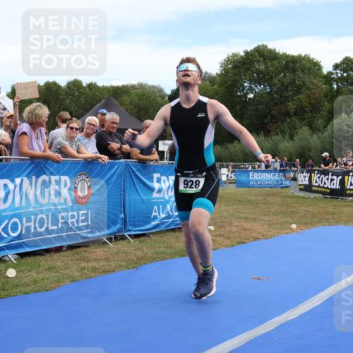 31.08.2025 - Elbe Triathlon Hamburg Strokosch-Dieckow http://msf.ph/oto/8656868 31.08.2025 12:10:51 Ziel 928 meine-sportfotos.de