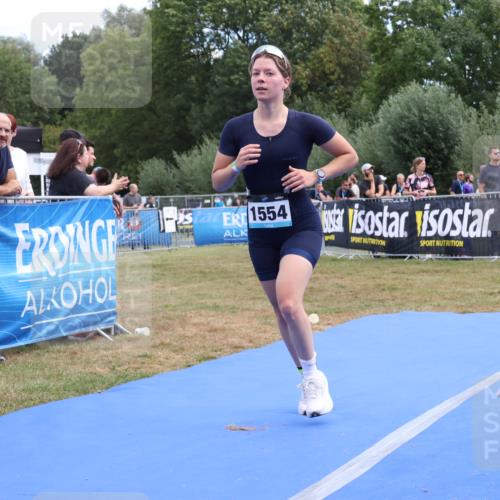 31.08.2025 - Elbe Triathlon Hamburg Strokosch-Dieckow http://msf.ph/oto/8656871 31.08.2025 12:11:06 Ziel 1554 meine-sportfotos.de