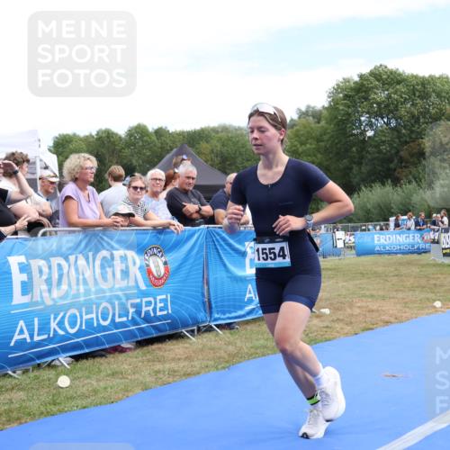 31.08.2025 - Elbe Triathlon Hamburg Strokosch-Dieckow http://msf.ph/oto/8656873 31.08.2025 12:11:07 Ziel 1554 meine-sportfotos.de
