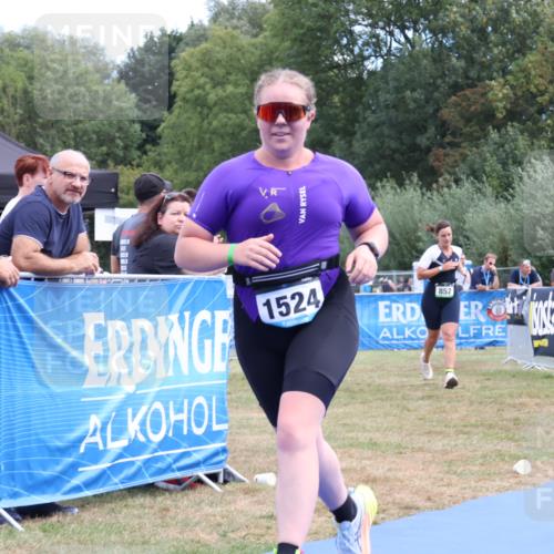 31.08.2025 - Elbe Triathlon Hamburg Strokosch-Dieckow http://msf.ph/oto/8656877 31.08.2025 12:11:30 Ziel 852, 1524 meine-sportfotos.de