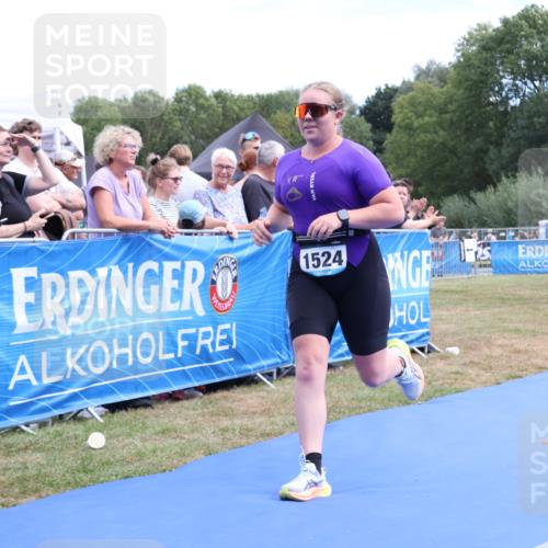 31.08.2025 - Elbe Triathlon Hamburg Strokosch-Dieckow http://msf.ph/oto/8656878 31.08.2025 12:11:30 Ziel 852, 1524 meine-sportfotos.de