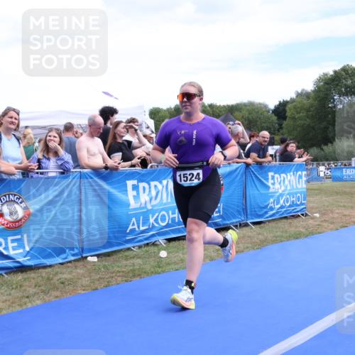 31.08.2025 - Elbe Triathlon Hamburg Strokosch-Dieckow http://msf.ph/oto/8656880 31.08.2025 12:11:30 Ziel 852, 1524 meine-sportfotos.de