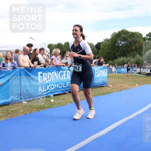 31.08.2025 - Elbe Triathlon Hamburg Strokosch-Dieckow http://msf.ph/oto/8656898 31.08.2025 12:11:37 Ziel 852, 1452 meine-sportfotos.de