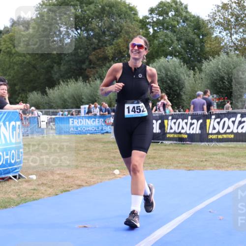 31.08.2025 - Elbe Triathlon Hamburg Strokosch-Dieckow http://msf.ph/oto/8656908 31.08.2025 12:11:45 Ziel 1452 meine-sportfotos.de