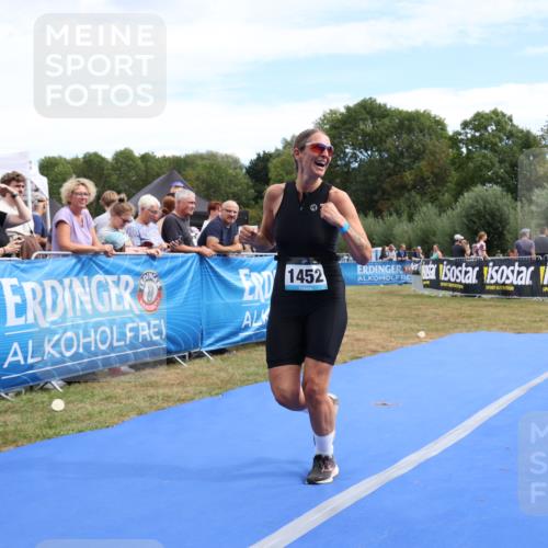 31.08.2025 - Elbe Triathlon Hamburg Strokosch-Dieckow http://msf.ph/oto/8656911 31.08.2025 12:11:46 Ziel 1452 meine-sportfotos.de
