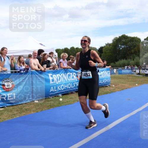 31.08.2025 - Elbe Triathlon Hamburg Strokosch-Dieckow http://msf.ph/oto/8656912 31.08.2025 12:11:46 Ziel 1452 meine-sportfotos.de