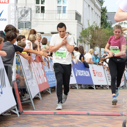 31.08.2025 - 21. Blankeneser Heldenlauf Strokosch-Dieckow http://msf.ph/oto/8656926 31.08.2025 10:56:19 Ziel 3609, 3083, 3121 meine-sportfotos.de