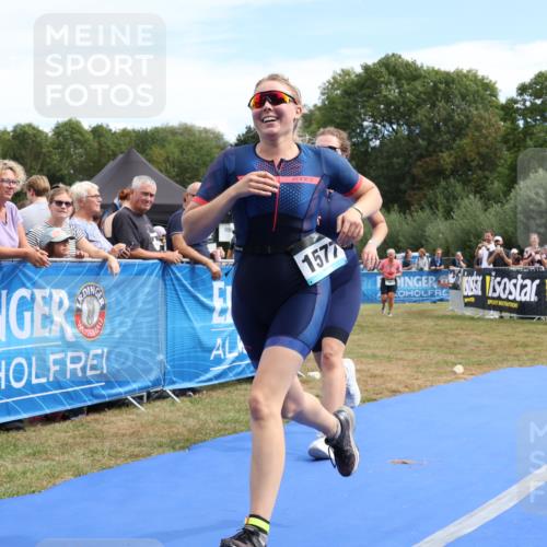 31.08.2025 - Elbe Triathlon Hamburg Strokosch-Dieckow http://msf.ph/oto/8656929 31.08.2025 12:12:01 Ziel 1423, 1453, 1577 meine-sportfotos.de