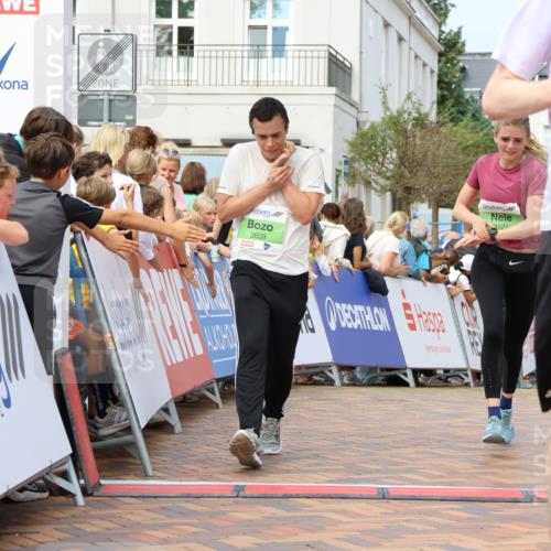 31.08.2025 - 21. Blankeneser Heldenlauf Strokosch-Dieckow http://msf.ph/oto/8656931 31.08.2025 10:56:19 Ziel 3609, 3083, 3121 meine-sportfotos.de