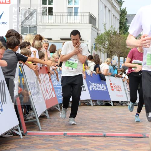 31.08.2025 - 21. Blankeneser Heldenlauf Strokosch-Dieckow http://msf.ph/oto/8656938 31.08.2025 10:56:18 Ziel 3609, 3083, 3121 meine-sportfotos.de