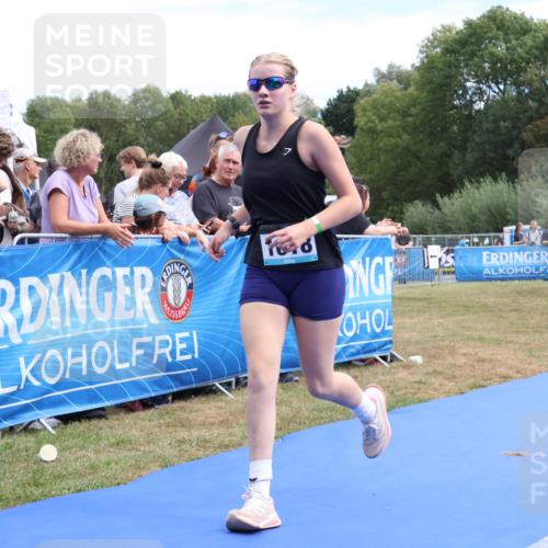 31.08.2025 - Elbe Triathlon Hamburg Strokosch-Dieckow http://msf.ph/oto/8656962 31.08.2025 12:12:21 Ziel 1618 meine-sportfotos.de
