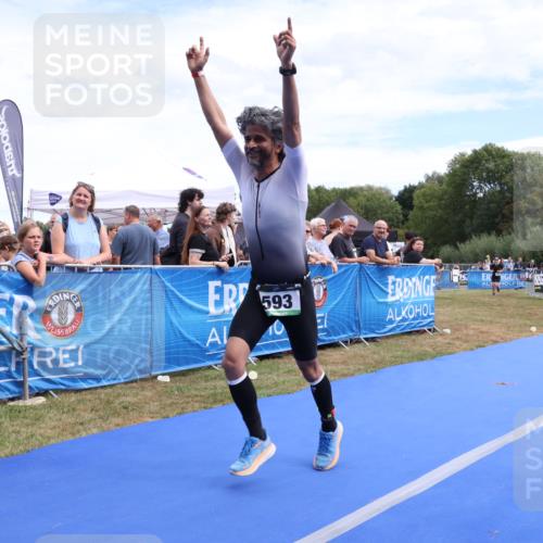 31.08.2025 - Elbe Triathlon Hamburg Strokosch-Dieckow http://msf.ph/oto/8656975 31.08.2025 12:12:41 Ziel 593, 1459 meine-sportfotos.de