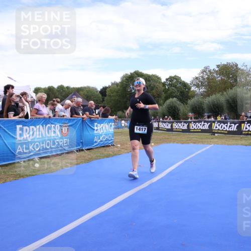 31.08.2025 - Elbe Triathlon Hamburg Strokosch-Dieckow http://msf.ph/oto/8657006 31.08.2025 12:13:20 Ziel 1040, 1358, 1417 meine-sportfotos.de