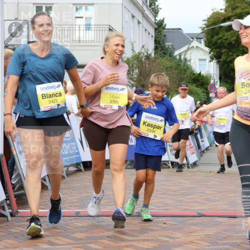 31.08.2025 - 21. Blankeneser Heldenlauf Strokosch-Dieckow http://msf.ph/oto/8657036 31.08.2025 10:29:50 Ziel 2683, 2322, 2248, 2250, 2423, 2422, 2705, 2455, 2545, 2544, 2514, 2603, 2602, 2532, 2334 meine-sportfotos.de