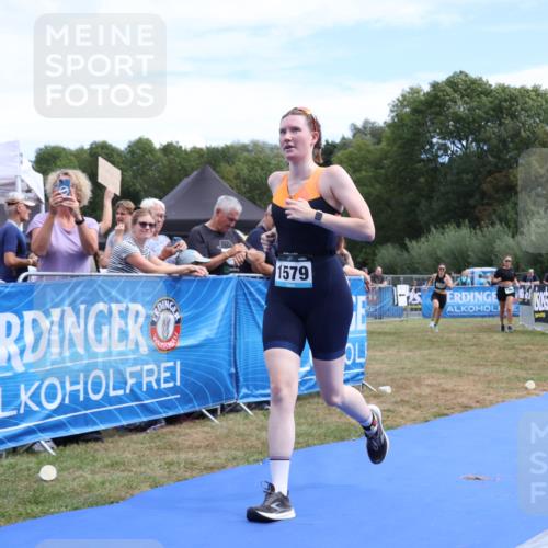 31.08.2025 - Elbe Triathlon Hamburg Strokosch-Dieckow http://msf.ph/oto/8657074 31.08.2025 12:14:21 Ziel 1351, 1369, 1579 meine-sportfotos.de
