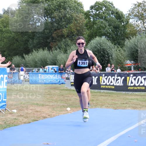 31.08.2025 - Elbe Triathlon Hamburg Strokosch-Dieckow http://msf.ph/oto/8657082 31.08.2025 12:14:25 Ziel 1351, 1369, 1394, 1579 meine-sportfotos.de
