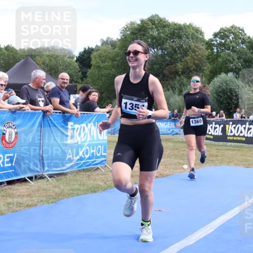 31.08.2025 - Elbe Triathlon Hamburg Strokosch-Dieckow http://msf.ph/oto/8657089 31.08.2025 12:14:26 Ziel 1351, 1369, 1394, 1579 meine-sportfotos.de