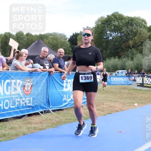 31.08.2025 - Elbe Triathlon Hamburg Strokosch-Dieckow http://msf.ph/oto/8657094 31.08.2025 12:14:27 Ziel 1351, 1369, 1394 meine-sportfotos.de