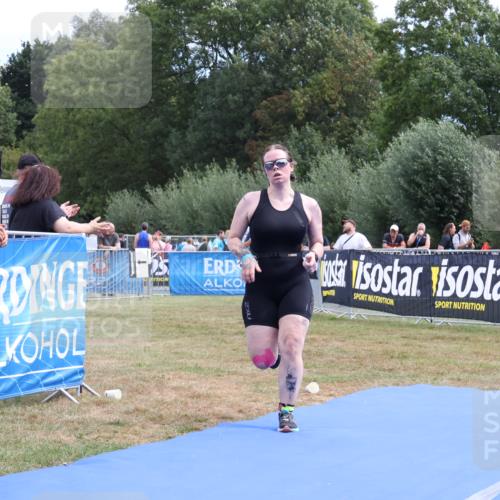 31.08.2025 - Elbe Triathlon Hamburg Strokosch-Dieckow http://msf.ph/oto/8657101 31.08.2025 12:14:32 Ziel 794, 1369, 1394 meine-sportfotos.de