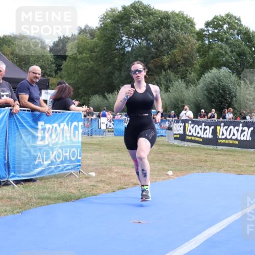 31.08.2025 - Elbe Triathlon Hamburg Strokosch-Dieckow http://msf.ph/oto/8657104 31.08.2025 12:14:32 Ziel 794, 1369, 1394 meine-sportfotos.de