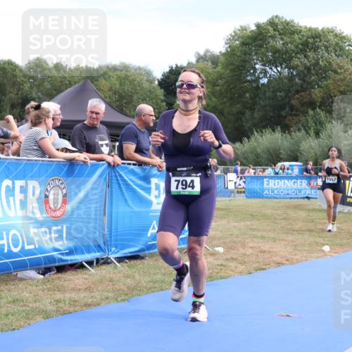 31.08.2025 - Elbe Triathlon Hamburg Strokosch-Dieckow http://msf.ph/oto/8657117 31.08.2025 12:14:40 Ziel 794 meine-sportfotos.de