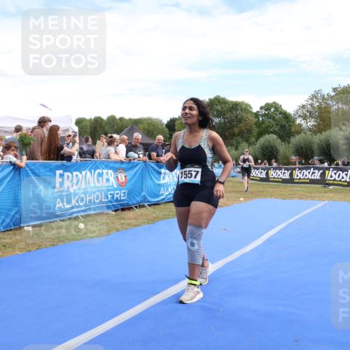 31.08.2025 - Elbe Triathlon Hamburg Strokosch-Dieckow http://msf.ph/oto/8657129 31.08.2025 12:14:58 Ziel 1368 meine-sportfotos.de