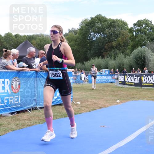 31.08.2025 - Elbe Triathlon Hamburg Strokosch-Dieckow http://msf.ph/oto/8657157 31.08.2025 12:15:13 Ziel 1538, 1582 meine-sportfotos.de