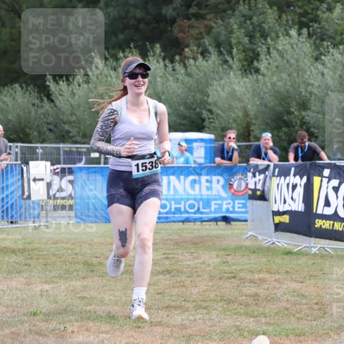31.08.2025 - Elbe Triathlon Hamburg Strokosch-Dieckow http://msf.ph/oto/8657162 31.08.2025 12:15:16 Ziel 1538, 1582 meine-sportfotos.de