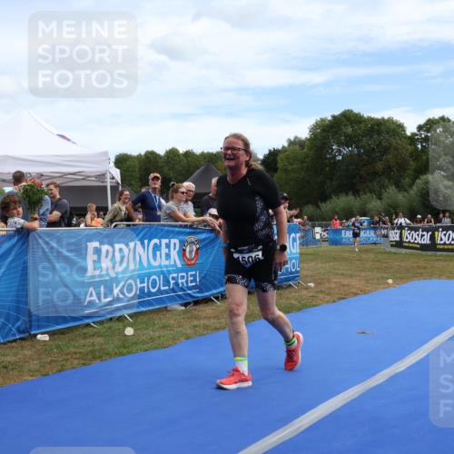 31.08.2025 - Elbe Triathlon Hamburg Strokosch-Dieckow http://msf.ph/oto/8657184 31.08.2025 12:15:40 Ziel 1506 meine-sportfotos.de