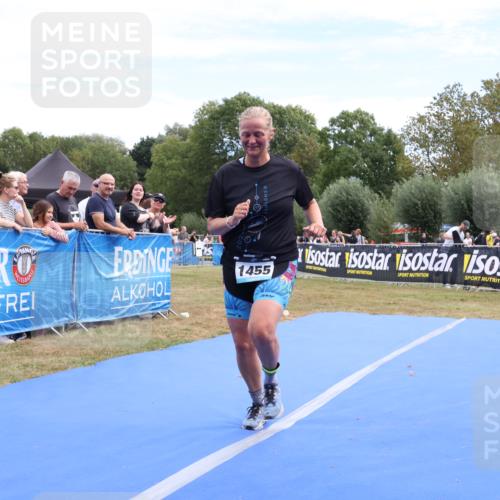 31.08.2025 - Elbe Triathlon Hamburg Strokosch-Dieckow http://msf.ph/oto/8657206 31.08.2025 12:16:20 Ziel 1455, 1541, 1574 meine-sportfotos.de