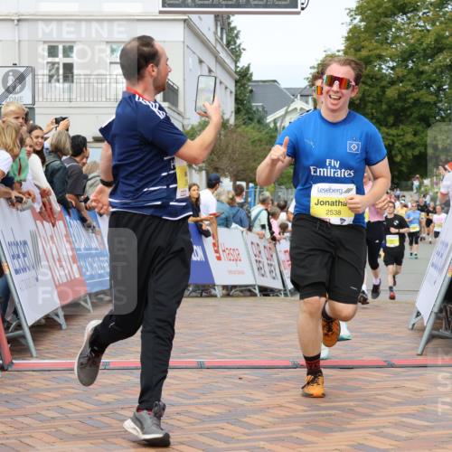 31.08.2025 - 21. Blankeneser Heldenlauf Strokosch-Dieckow http://msf.ph/oto/8657220 31.08.2025 10:29:33 Ziel 2578, 2614, 2615, 2684, 2538, 2558, 2277 meine-sportfotos.de