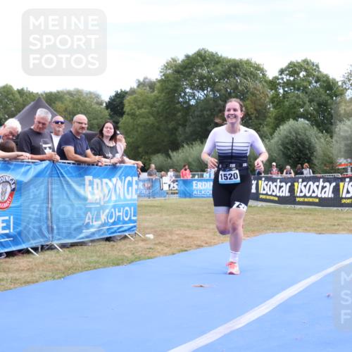 31.08.2025 - Elbe Triathlon Hamburg Strokosch-Dieckow http://msf.ph/oto/8657236 31.08.2025 12:16:48 Ziel 841, 1520 meine-sportfotos.de