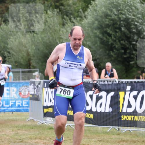 31.08.2025 - Elbe Triathlon Hamburg Strokosch-Dieckow http://msf.ph/oto/8657269 31.08.2025 12:17:45 Ziel 760, 1509 meine-sportfotos.de