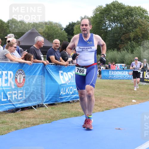 31.08.2025 - Elbe Triathlon Hamburg Strokosch-Dieckow http://msf.ph/oto/8657285 31.08.2025 12:17:49 Ziel 760, 1509 meine-sportfotos.de