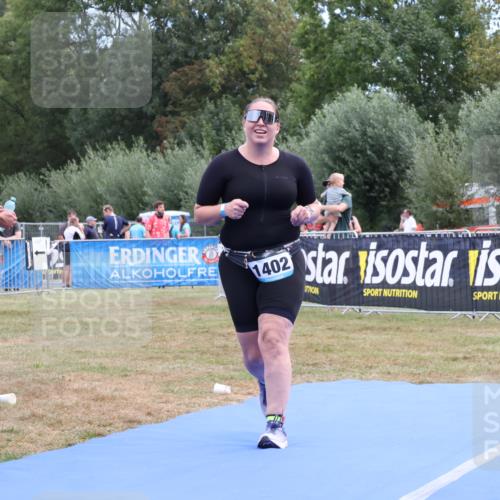 31.08.2025 - Elbe Triathlon Hamburg Strokosch-Dieckow http://msf.ph/oto/8657301 31.08.2025 12:18:17 Ziel 1402 meine-sportfotos.de