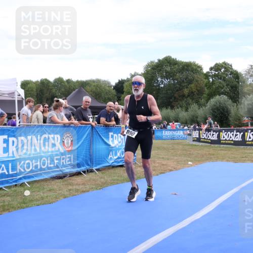 31.08.2025 - Elbe Triathlon Hamburg Strokosch-Dieckow http://msf.ph/oto/8657318 31.08.2025 12:18:31 Ziel 890 meine-sportfotos.de