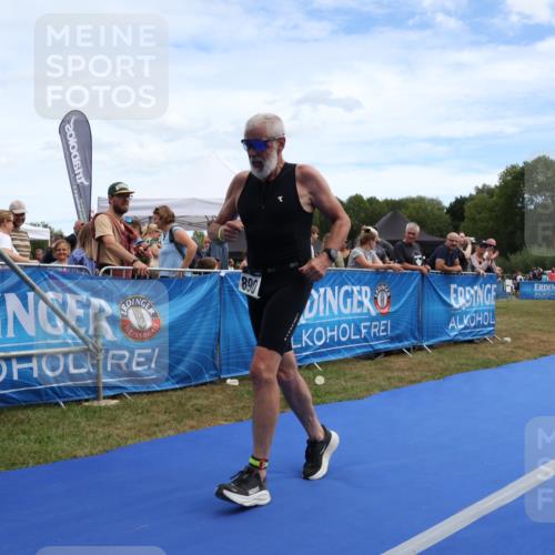 31.08.2025 - Elbe Triathlon Hamburg Strokosch-Dieckow http://msf.ph/oto/8657322 31.08.2025 12:18:32 Ziel 890 meine-sportfotos.de