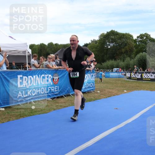 31.08.2025 - Elbe Triathlon Hamburg Strokosch-Dieckow http://msf.ph/oto/8657360 31.08.2025 12:20:31 Ziel 594 meine-sportfotos.de