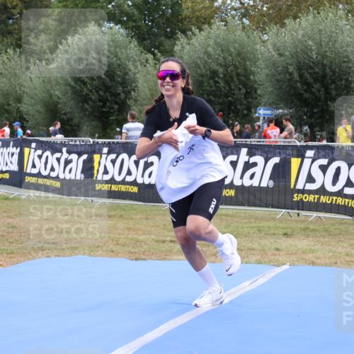 31.08.2025 - Elbe Triathlon Hamburg Strokosch-Dieckow http://msf.ph/oto/8657372 31.08.2025 12:32:28 Ziel 401 meine-sportfotos.de
