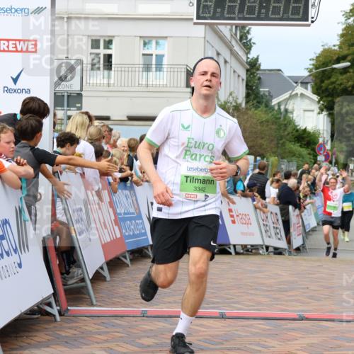 31.08.2025 - 21. Blankeneser Heldenlauf Strokosch-Dieckow http://msf.ph/oto/8657377 31.08.2025 10:55:01 Ziel 3342, 3614, 3615, 3283, 3395, 3525 meine-sportfotos.de