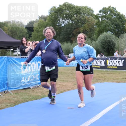 31.08.2025 - Elbe Triathlon Hamburg Strokosch-Dieckow http://msf.ph/oto/8657380 31.08.2025 12:34:17 Ziel 782 meine-sportfotos.de
