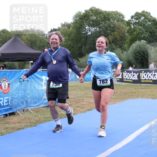 31.08.2025 - Elbe Triathlon Hamburg Strokosch-Dieckow http://msf.ph/oto/8657382 31.08.2025 12:34:18 Ziel 782 meine-sportfotos.de