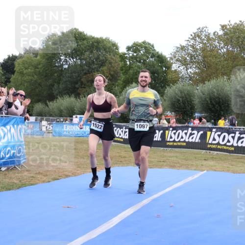 31.08.2025 - Elbe Triathlon Hamburg Strokosch-Dieckow http://msf.ph/oto/8657389 31.08.2025 12:35:08 Ziel 1097, 1522 meine-sportfotos.de